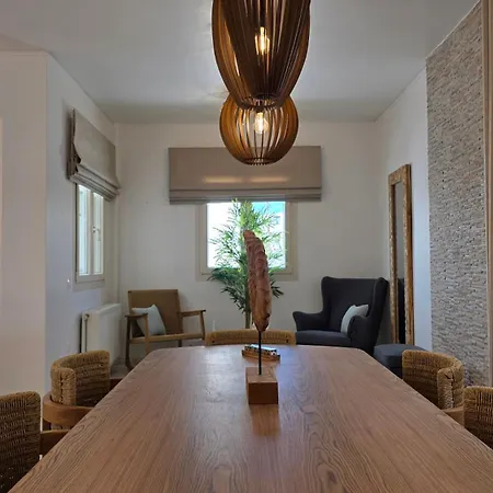 Alas Luxury Adamantas (Milos)